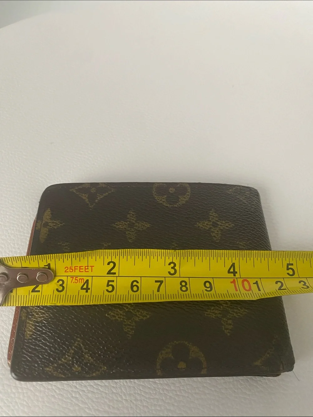 Men’s Or Women’s Louis Vuitton Brown & Gold Monogram Card Holder Wallet